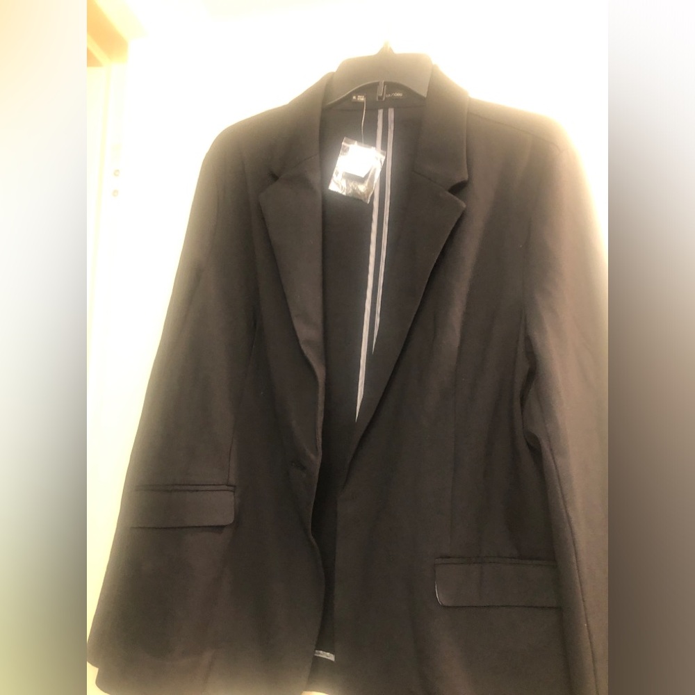 Women’s Black Blazer - Classic Tailored Jacket